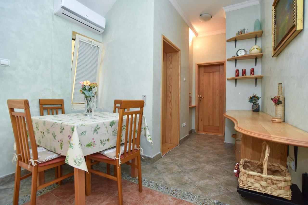 Comfort Inn Old Town Budva Buitenkant foto