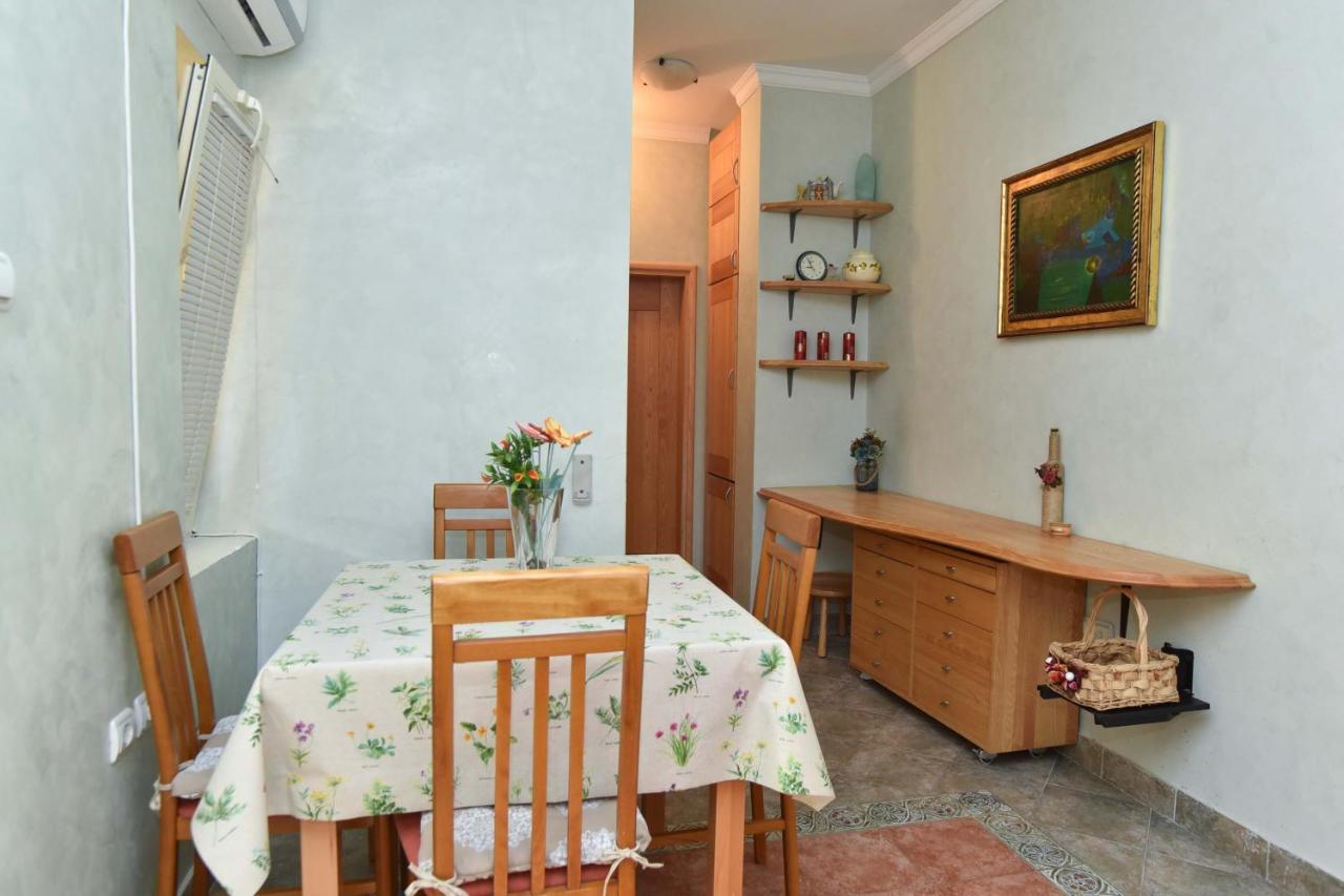 Comfort Inn Old Town Budva Buitenkant foto